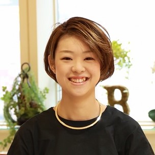 千葉 友梨恵 千葉 友梨恵